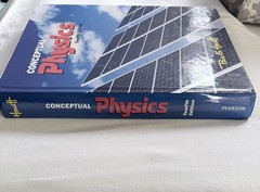 Pearson Conceptual Physics Twelfth Edition by Paul G. Hewitt Hardcover English